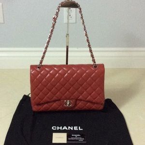 Preowned Chanel Maxi Jumbo Classic Double Flaps